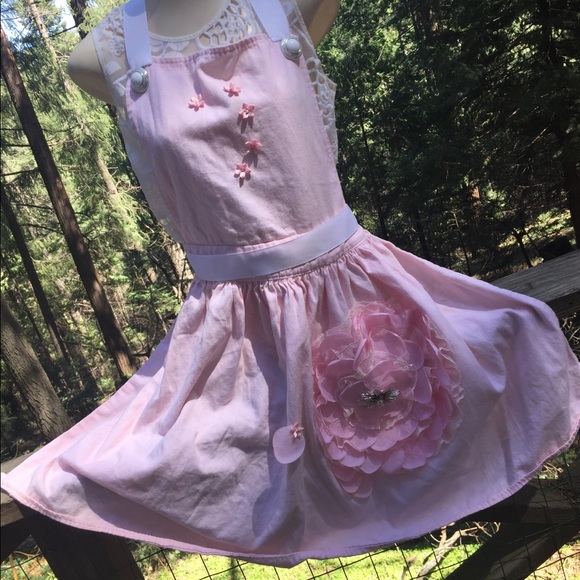 kreativekristen Other - Kreativekristen original upcycled pink retro apron,